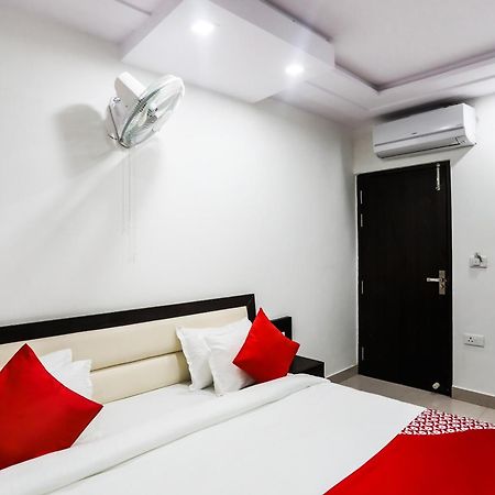 Oyo Hotel New Geetanjali Near Gautam Buddha Park Lucknow Ngoại thất bức ảnh